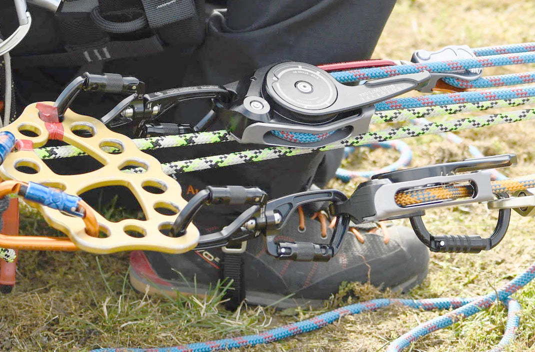 Rock Exotica SwivaBiner Auto-Lock Carabiner - C81A